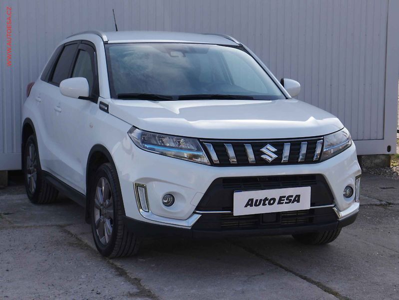 Suzuki Vitara (2023) 1.4 BoosterJet 4x4, 1.maj,ČR - fotografie inzerátu