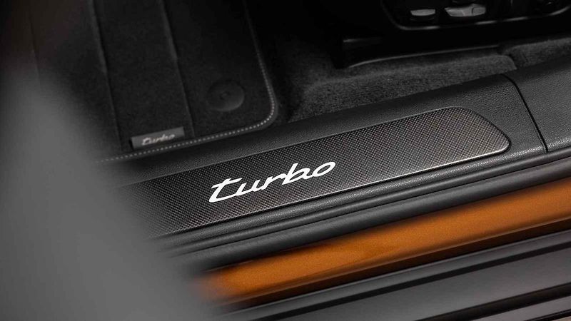 Česká premiéra Porsche Panamera v pražském bytě