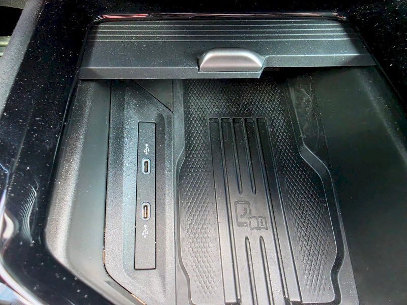 Škoda Superb (2025) Sportline 2,0 TDI 110 kW DSG - fotka 18 z 34