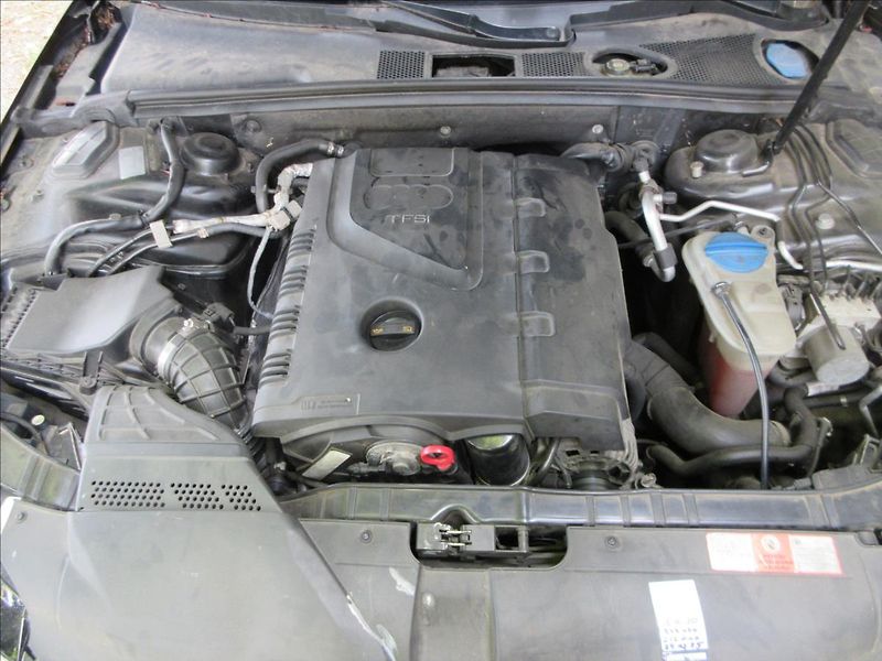 Audi A4 Avant 1,8 TFSi Navi, S-Line, a - fotka 25 z 25