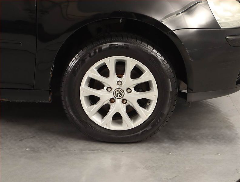Volkswagen Golf (2008) 1.4 16V, nová STK, udržované - fotka 13 z 15