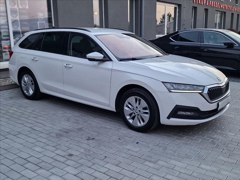 Škoda Octavia 2.0TDI Combi, původ ČR,1.Maj. - fotka 2 z 50