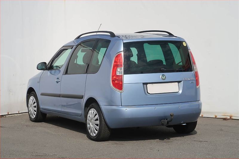 Škoda Roomster (2008) Style 1.6 16V, LPG, Automat - fotka 4 z 16