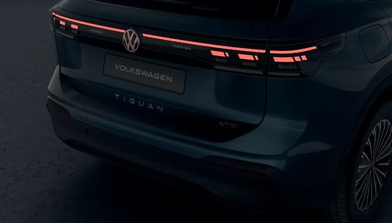 Volkswagen Tiguan People 1,5 eTSI 110 kW mHEV - fotka 6 z 9