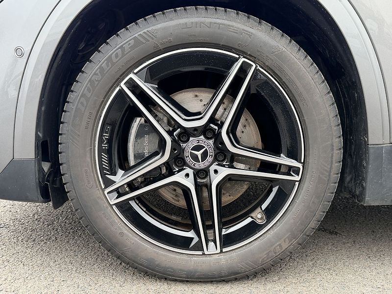 Mercedes-Benz GLA 200 d AMG Style Edition - fotka 26 z 35