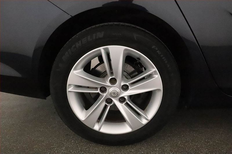 Opel Insignia (2018) 1.6 CDTI, Automat, Navi - fotka 17 z 17