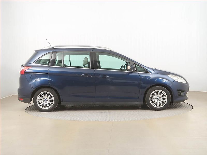 Ford Grand C-MAX (2011) 1.6 TDCi, 7 míst, po STK - fotka 6 z 19