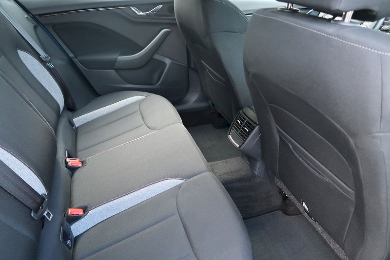 Škoda Scala (2025) Selection 1.0 TSI 85 kW - fotka 24 z 28