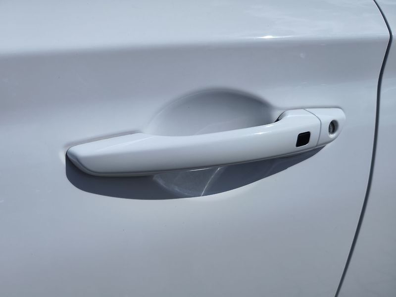 Hyundai i30 1.0 T-GDI/88kW Smart Navi DCT - fotka 10 z 33