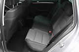 Volkswagen Passat 2,0 TDI 110 kW DSG Business Zá - náhled 14