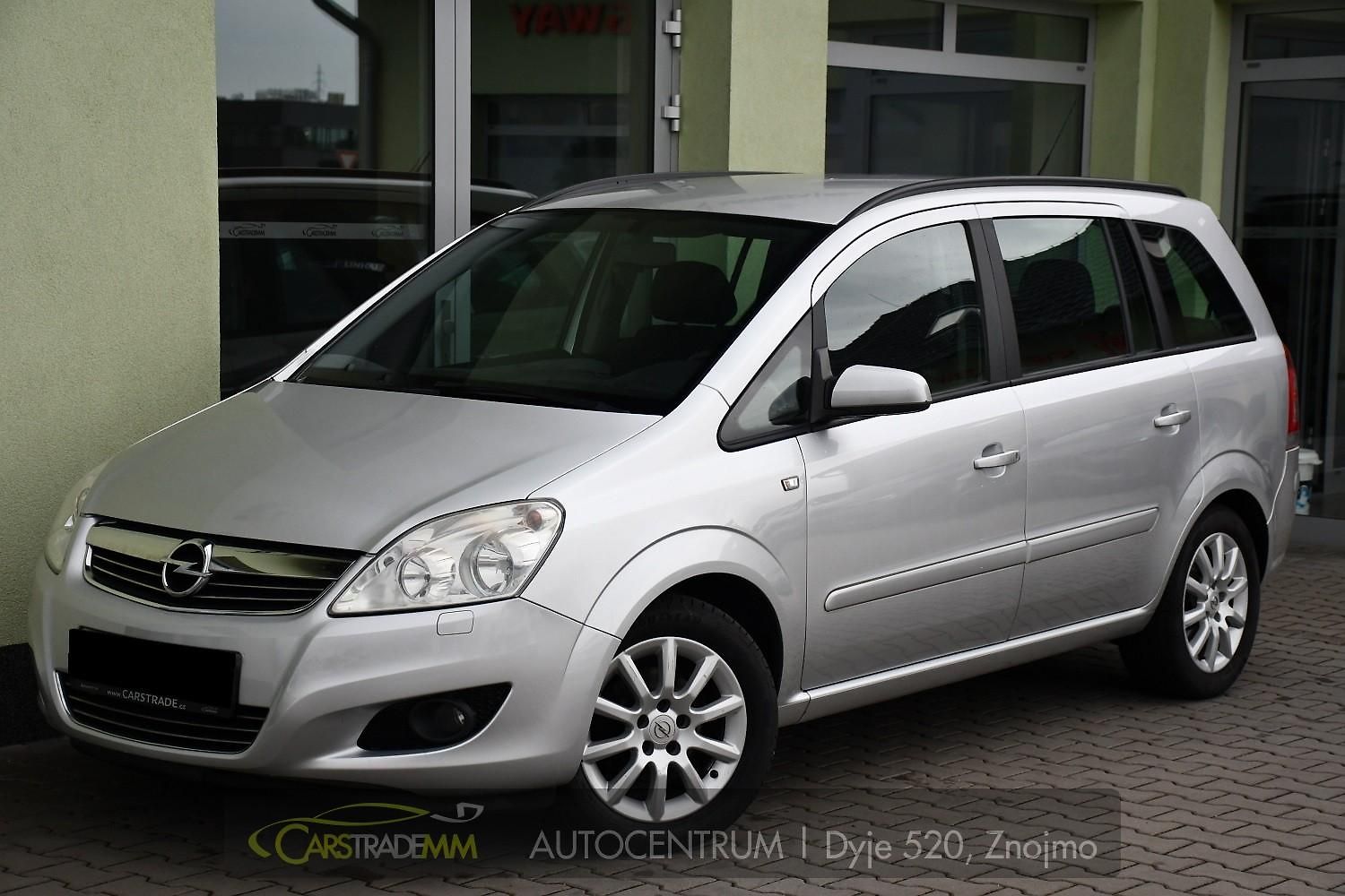Opel Zafira 1.8i VYHŘ. SEDAČKY TAŽNÉ 7MÍST