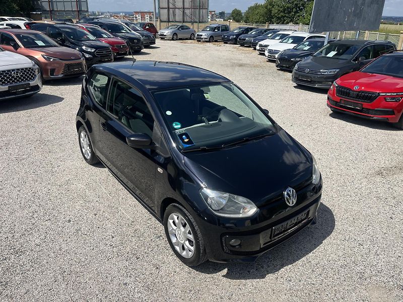 Volkswagen up! (2012) 1.0i 55Kw Klima REZERVACE - fotka 10 z 18