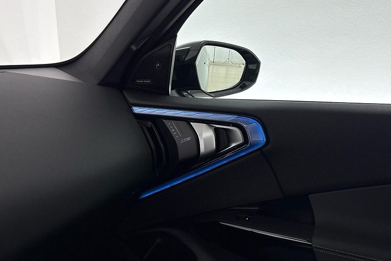 BMW X3 M50 xDrive - fotka 18 z 26