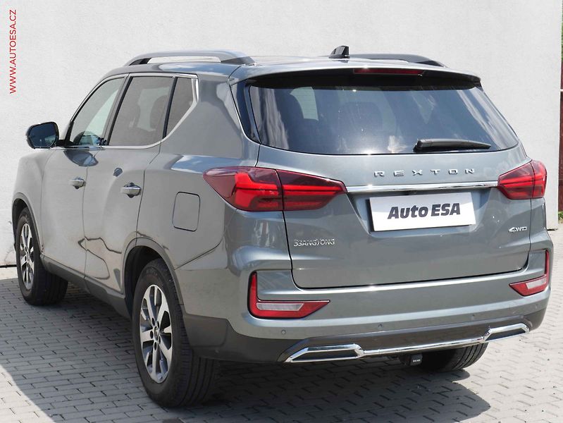 SsangYong Rexton (2022) 2.2 e-XDi 4x4, ČR, AT, LED - fotka 6 z 25