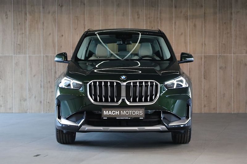 BMW X1 20d sDrive,X-Line,Harman,Tažné - fotka 2 z 33