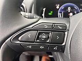 Toyota Yaris Cross 1.5 HEV Style + zimní komplety - náhled 12