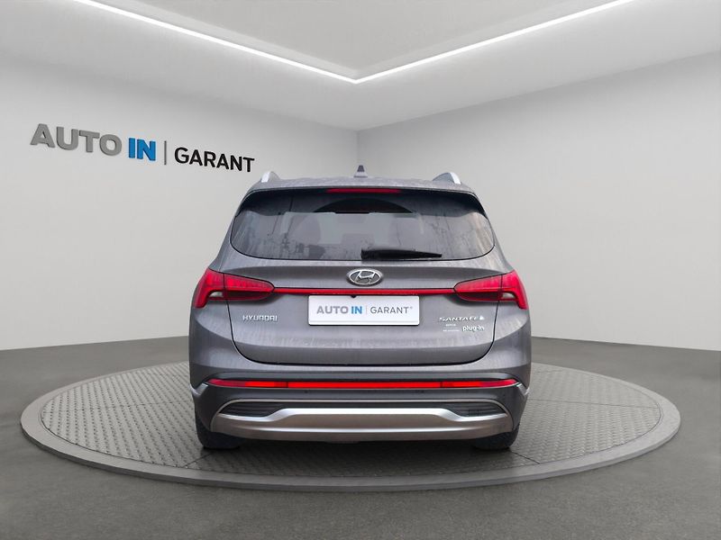 Hyundai Santa Fe (2022) Luxury 1.6 T-GDi PHEV 195kW, Č - fotka 6 z 30