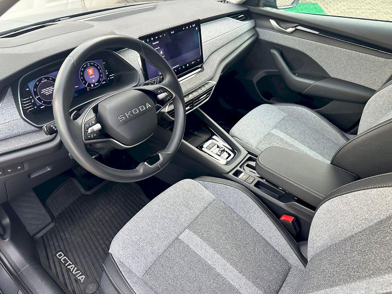 Škoda Octavia (2025) 1.5 TSI 110kW MHEV Top Selecti - fotka 6 z 24