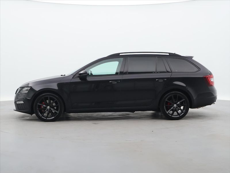 Škoda Octavia RS 2,0 TDI 135kW DSG Challenge - fotka 4 z 28