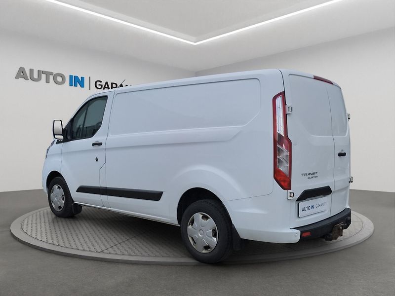 Ford Transit Custom (2020) L1 2.0 EcoBlue 79kW, ČR, Tažné - fotka 7 z 22