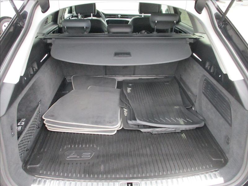 Audi A6 Allroad 3,0 50TDI, ZAMLUVENO - fotka 13 z 50