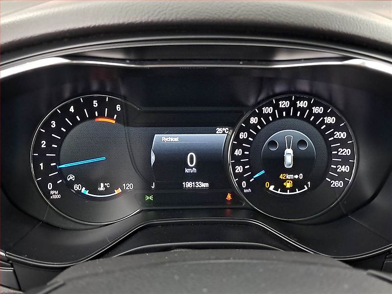 Ford Mondeo (2020) 2.0 EcoBlue, Serv.kniha, Kůže - fotka 11 z 23