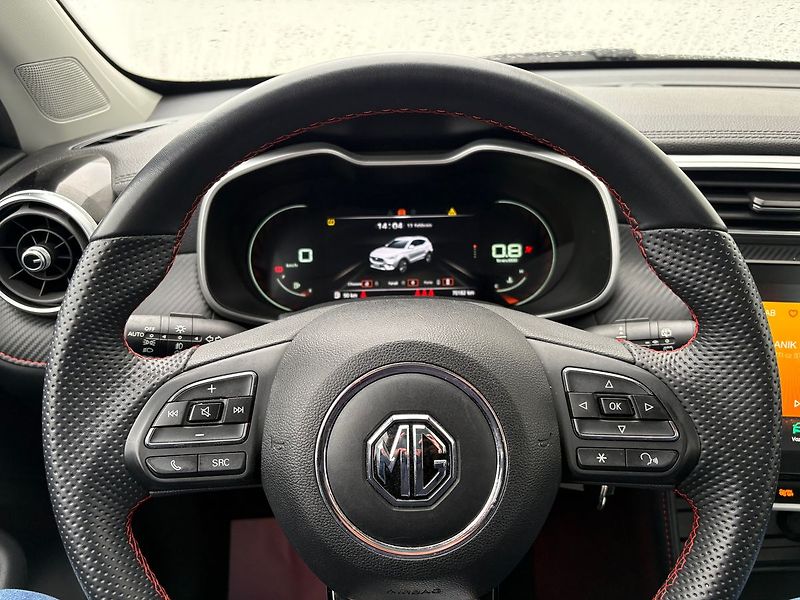 MG ZS 1.5 DVVT 78kW, Full LED - fotka 8 z 20