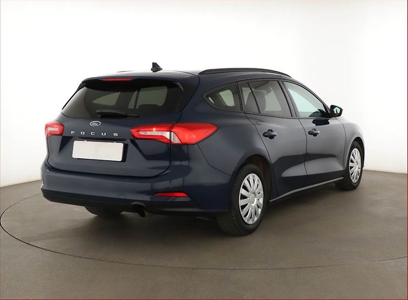 Ford Focus (2018) 1.5 EcoBlue, Serv.kniha - fotka 5 z 15