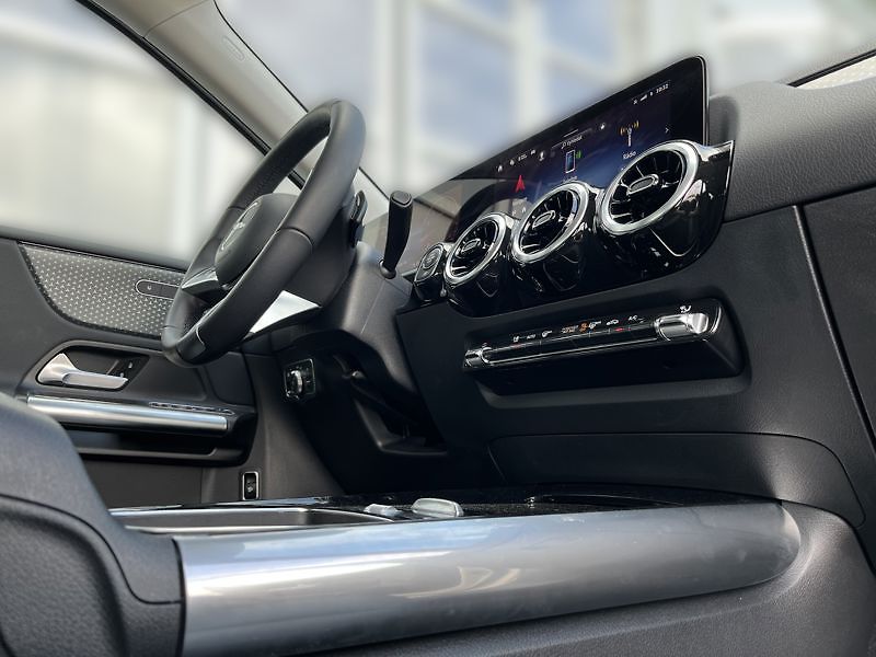 Mercedes-Benz Třídy B B-Třída 200 Progressive Line - fotka 17 z 21
