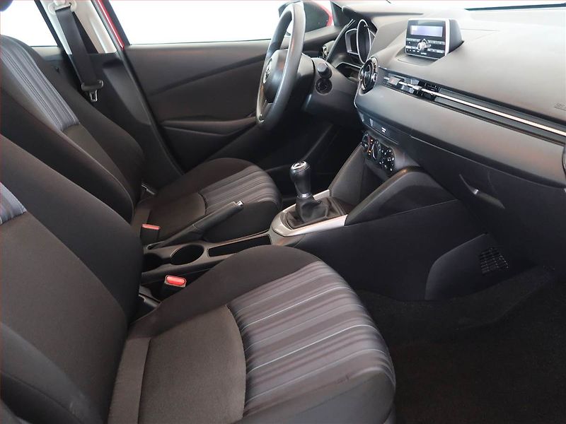 Mazda 2 (2017) 1.5 16V, Serv.kniha - fotka 9 z 15