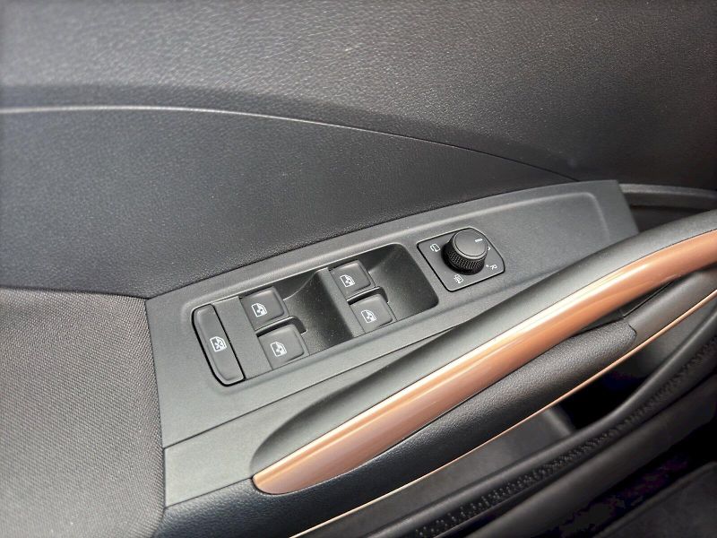 Škoda Fabia (2024) Top Selection 1.0 TSI 85kW DSG - fotka 22 z 33
