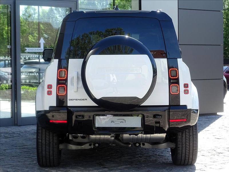 Land Rover Defender (2026) 110 D250 X-DYNAMIC SE - fotka 3 z 25