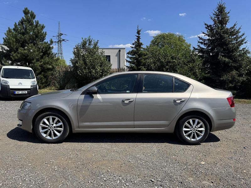 Škoda Octavia 1.6TDi,klima,nové v ČR - fotka 8 z 37