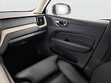Volvo XC60 (2021) Inscription B4 AWD - náhled 8