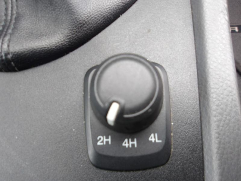 Ford Ranger 3,2TDCi 4AWD I.Maj !! Motor po - fotka 18 z 29