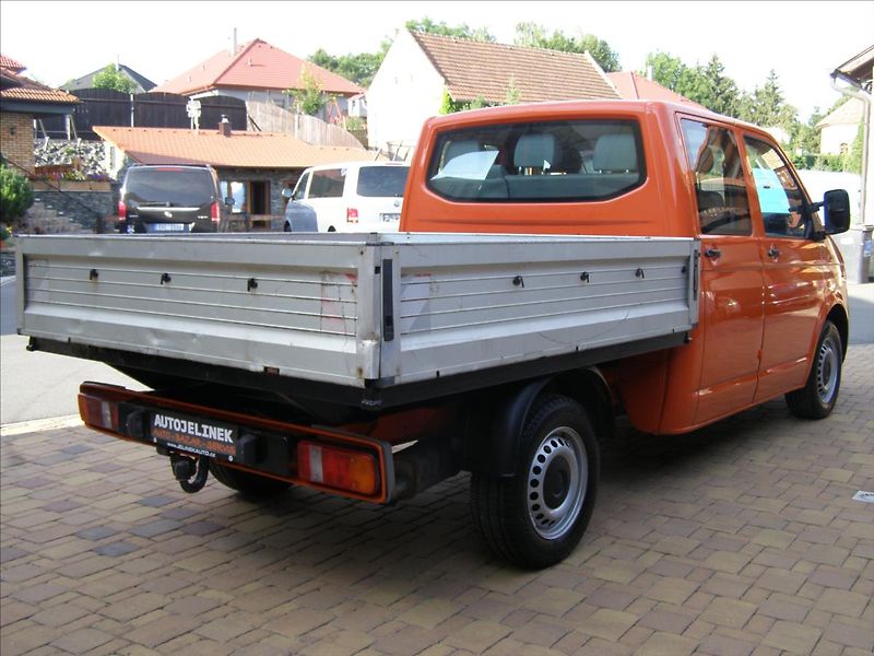 Volkswagen Transporter 1,9   DVOJKABINA 6 MIST - fotka 5 z 27