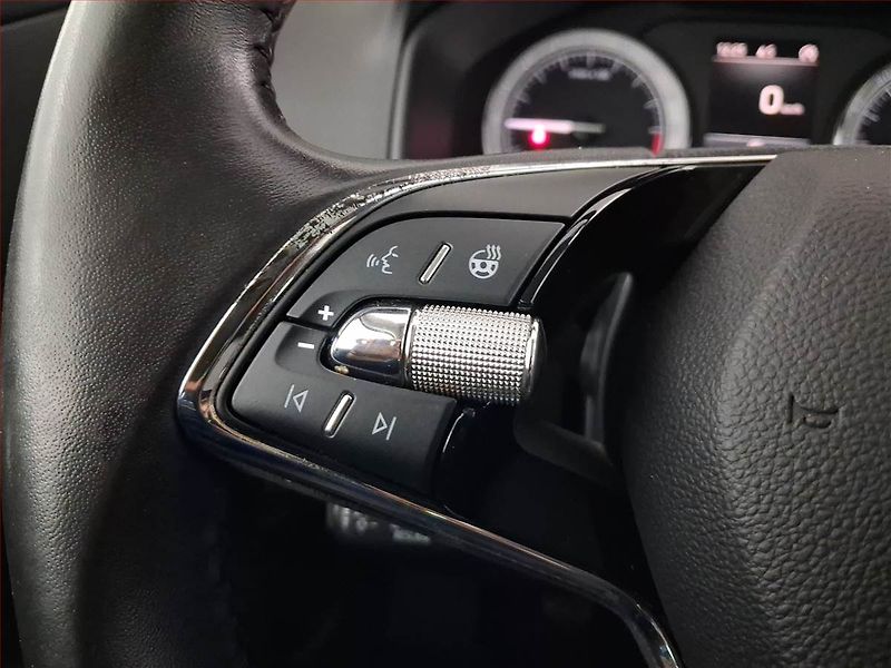 Škoda Karoq (2022) Style 2.0 TDI - fotka 16 z 23