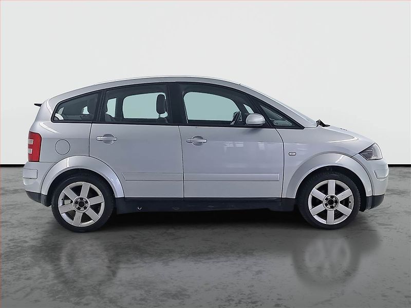 Audi A2 (2001) 1.4, nová STK, dobrý stav - fotka 6 z 14