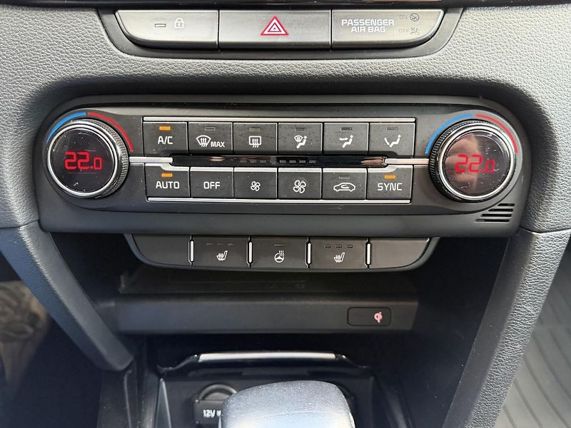 Kia XCeed (2022) 1.6Crdi Mhev Black Edition  - fotka 13 z 16