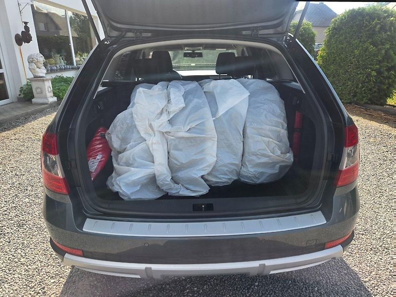 Škoda Octavia (2015) 2.0 TDI SCOUT DSG TOP 4x4 - fotka 27 z 28