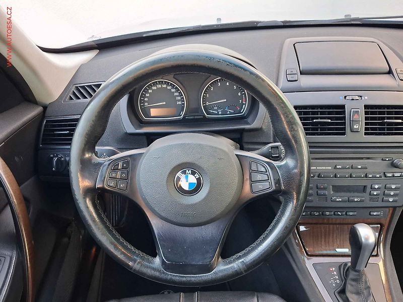 BMW X3 (2006) 2.5i xD, ČR, AT, xenon, kůže - fotka 11 z 16