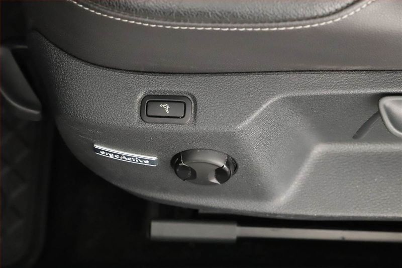 Volkswagen Golf (2016) 1.4 TSI, Serv.kniha, Kůže - fotka 14 z 15
