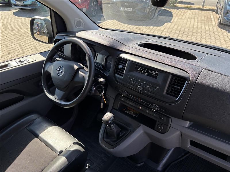 Opel Vivaro 2,0 Cdti 90kW Enjoy L2 DPH - fotka 19 z 33