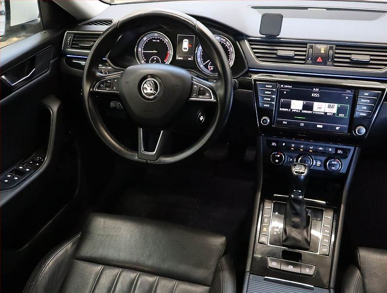 Škoda Superb (2016) Laurin&Klement 2.0 TDI, 4X4 - fotka 7 z 24