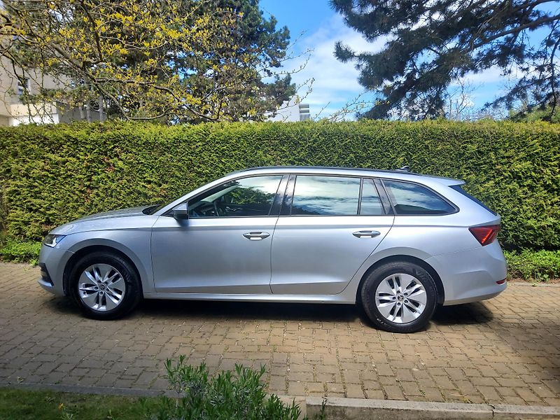 Škoda Octavia (2023) 2.0TDI 85kw Amb 1maj ČR tažné - fotka 3 z 26