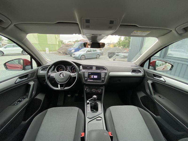 Volkswagen Tiguan 1.4 TSI 110kW - 1xMAJ. - LED - fotka 29 z 44