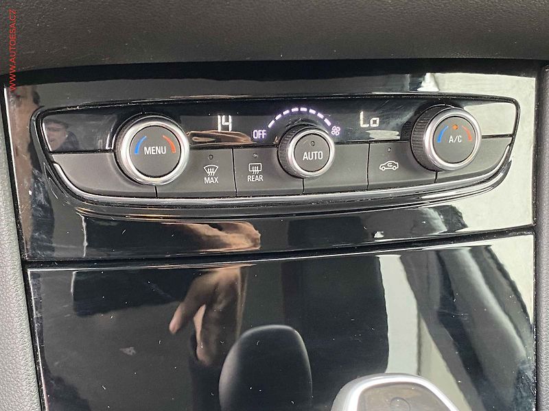 Opel Grandland X (2020) 1.5 CDTi, Innovation, AT - fotka 15 z 19
