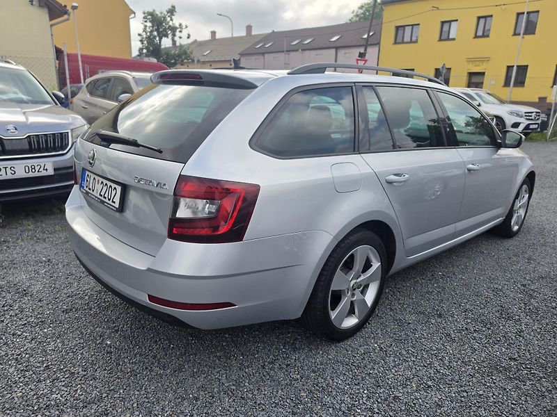 Škoda Octavia 1.5 TSi Style Plus - fotka 4 z 21