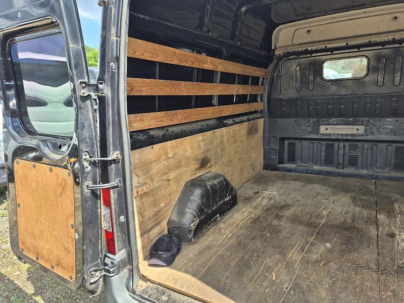 Ford Transit (2007) 2.2Tdci L2H1 - fotka 13 z 15