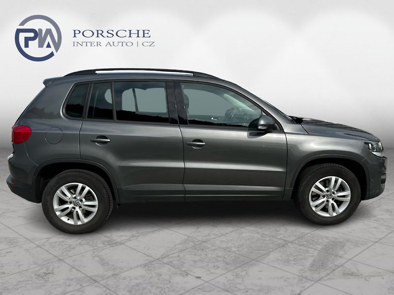Volkswagen Tiguan 2.0 TDI  81 kw Trend & Fun - fotka 7 z 19